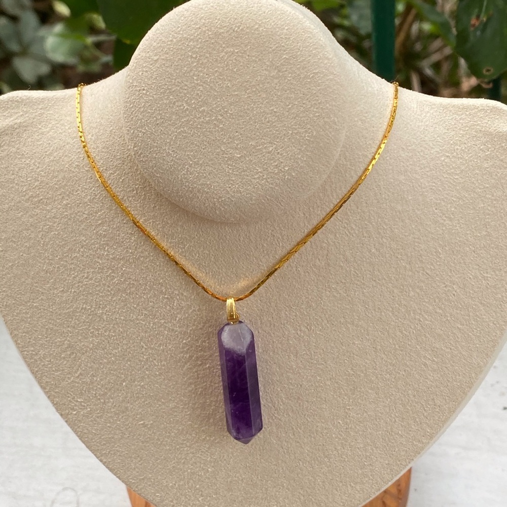 18 KG Gold Necklace with Amethyst Pendant